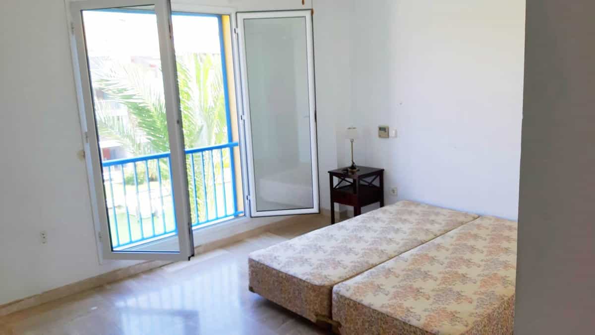 Квартира в Sotogrande, Andalusia 10163679