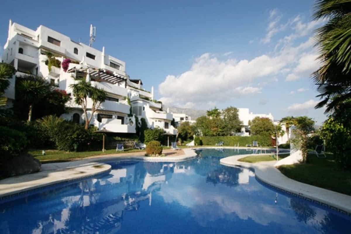 Condominium in Marbella, Andalusië 10163694