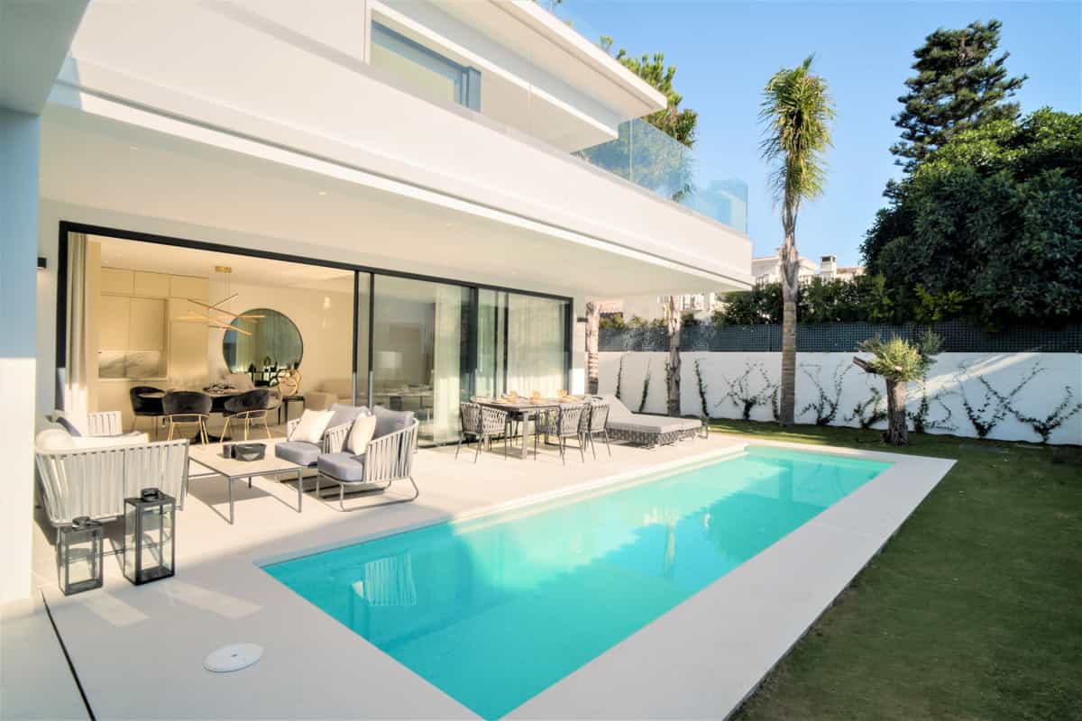 House in Marbella, Andalusia 10163910