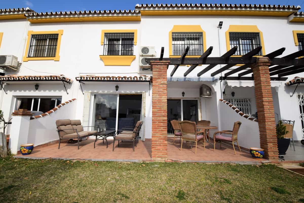 Rumah di Fuengirola, Andalusia 10164337