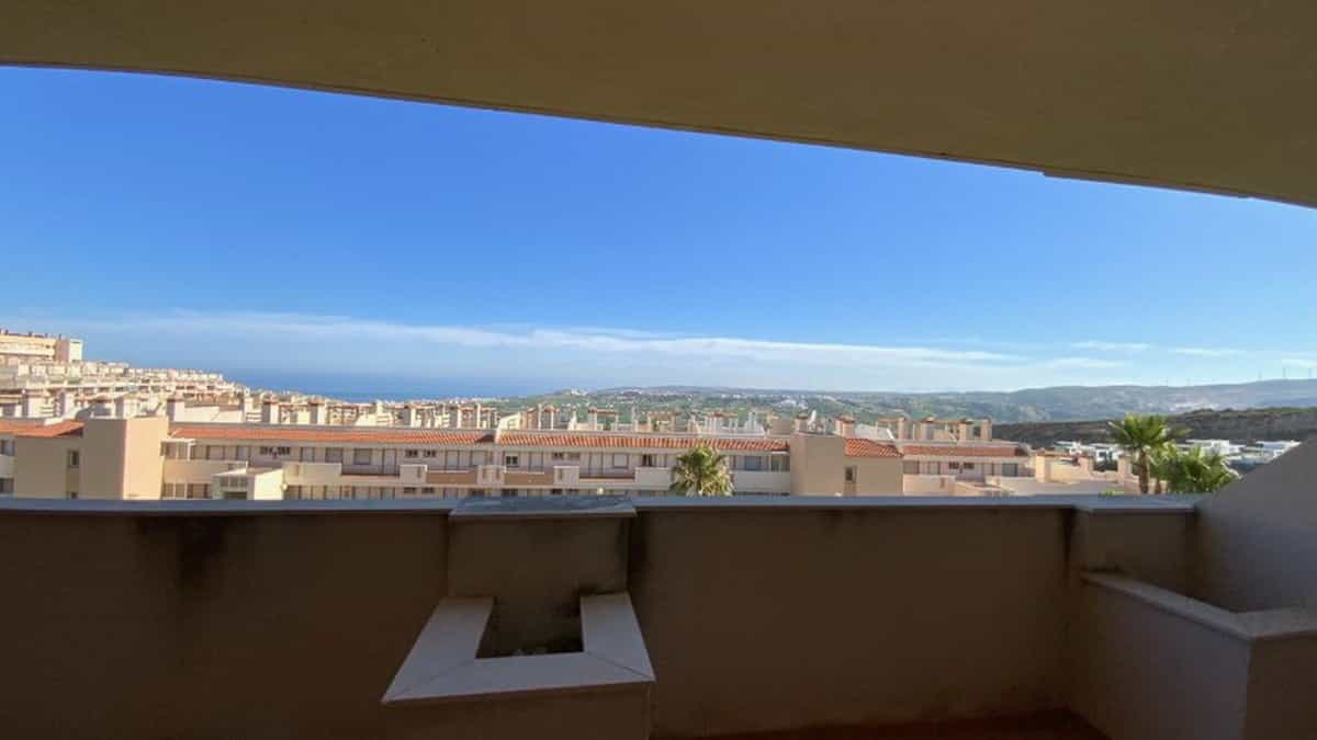 公寓 在 Casares, Andalusia 10164551