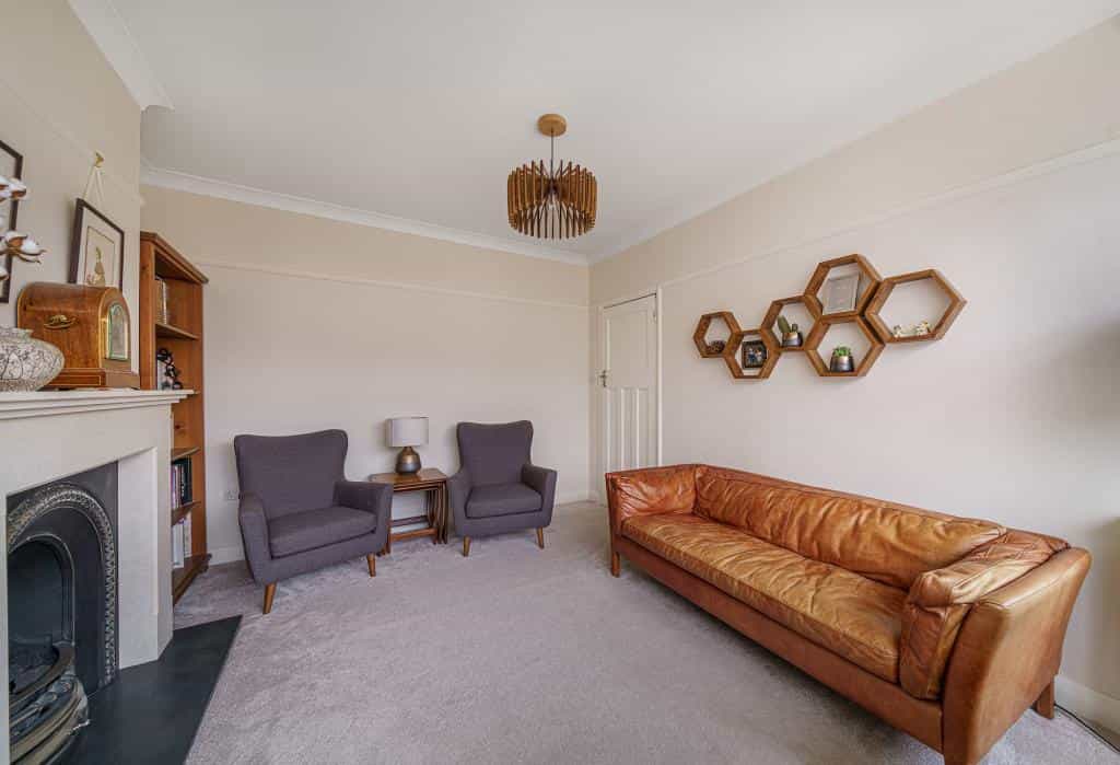House in Elmers End, Bromley 10164668