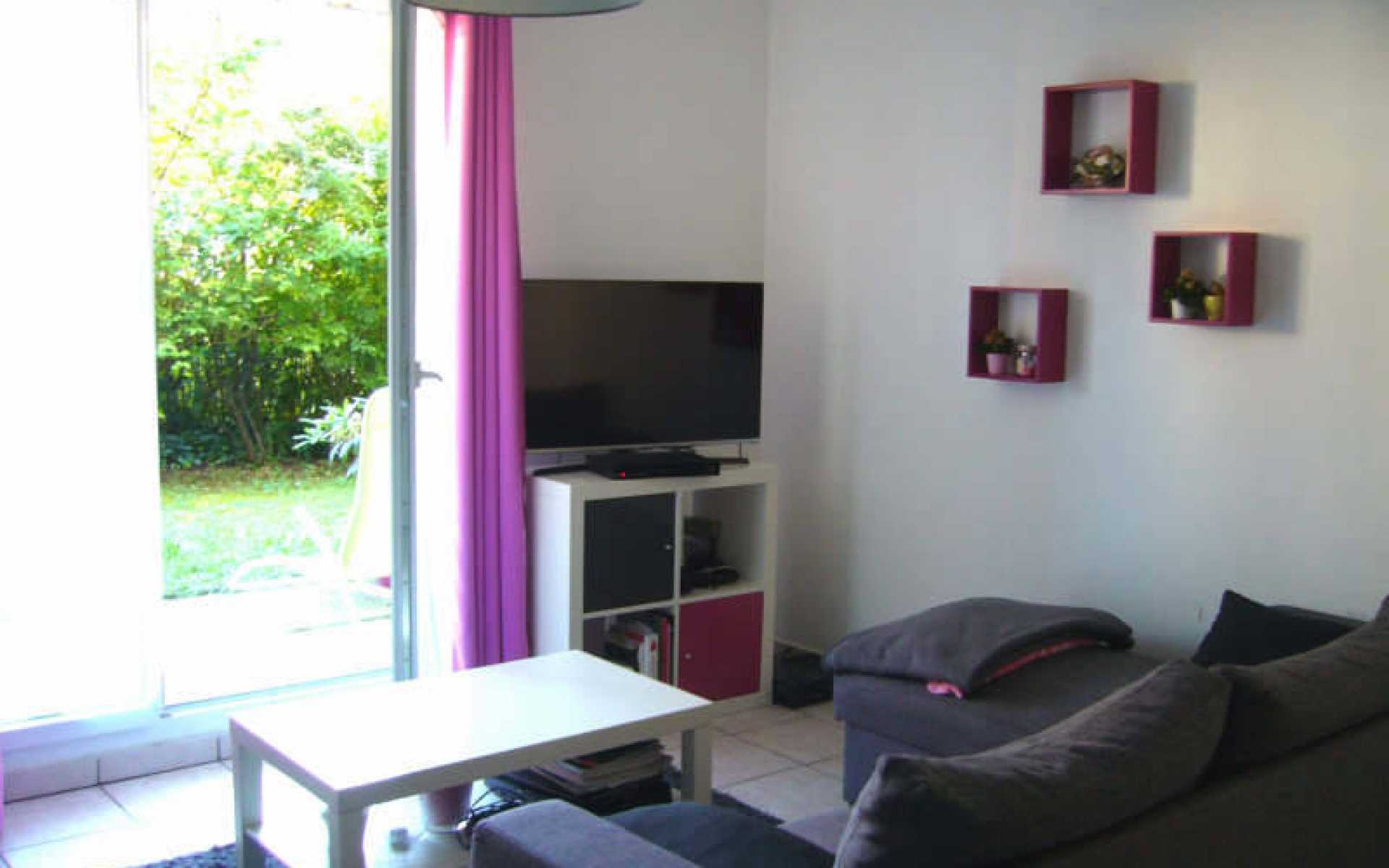 Condominium in Sainte-Helene, Provence-Alpes-Cote d'Azur 10165310