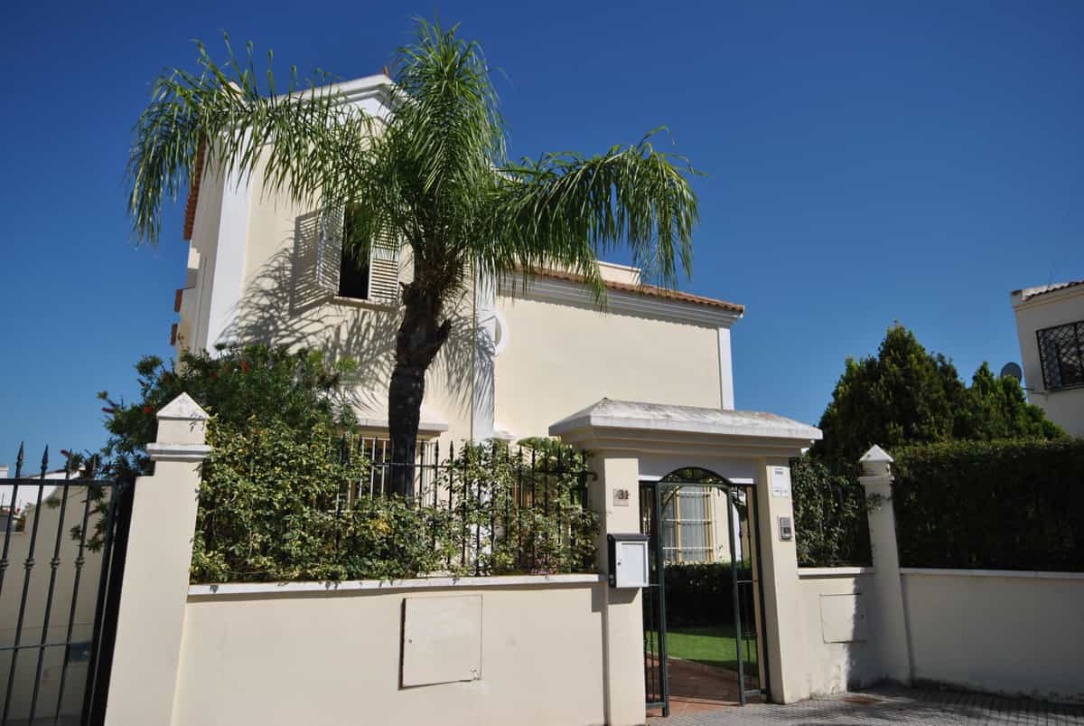 House in Torremolinos, Andalusia 10165440