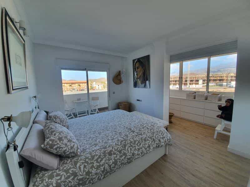 Condominium in El Abrigo, Canary Islands 10165466