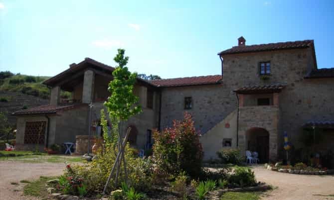 Condomínio no Volterra, Tuscany 10165619