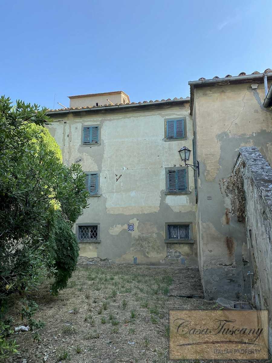 House in Cortona, Tuscany 10165646
