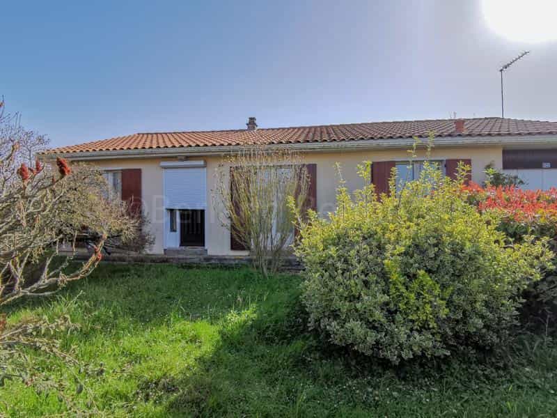 Huis in Chaunay, Nouvelle-Aquitaine 10165972