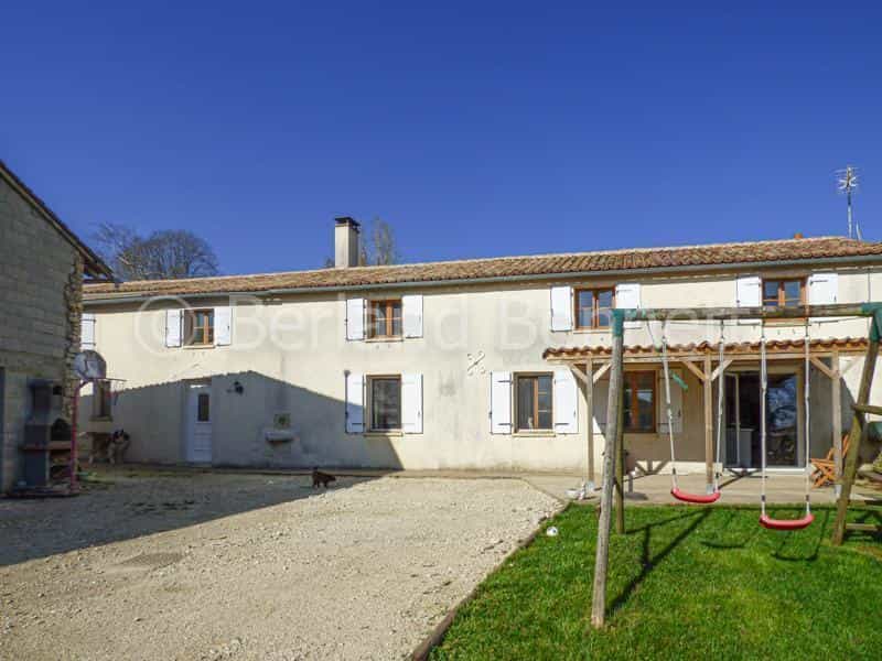 rumah dalam Chaunay, Nouvelle-Aquitaine 10165975