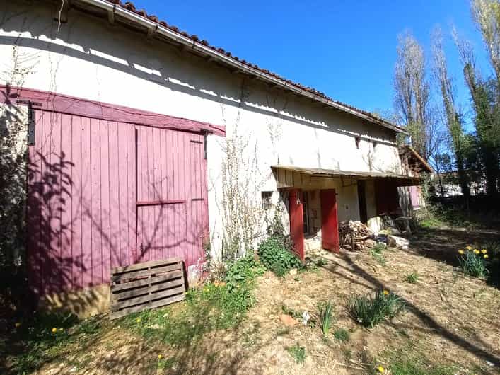 House in Romagne, Nouvelle-Aquitaine 10165981