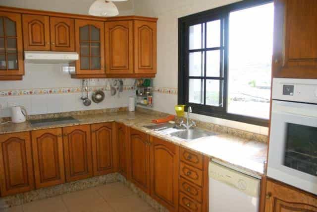 Condominium in Teguise, Canarische eilanden 10166008