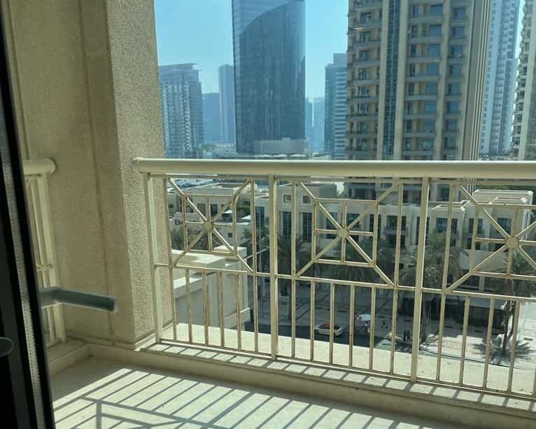Condominium in Dubai, Dubayy 10166645