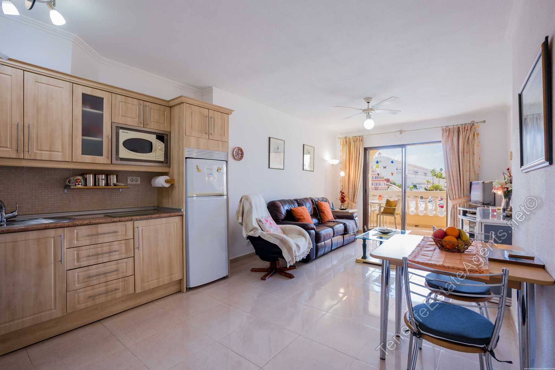Condominium in Los Cristianos, Canary Islands 10166688