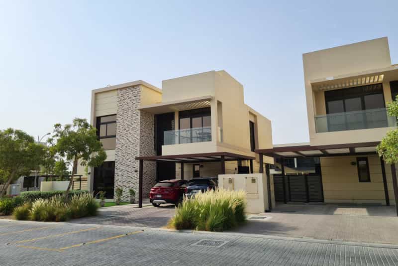rumah dalam Dubai, Dubai 10166793