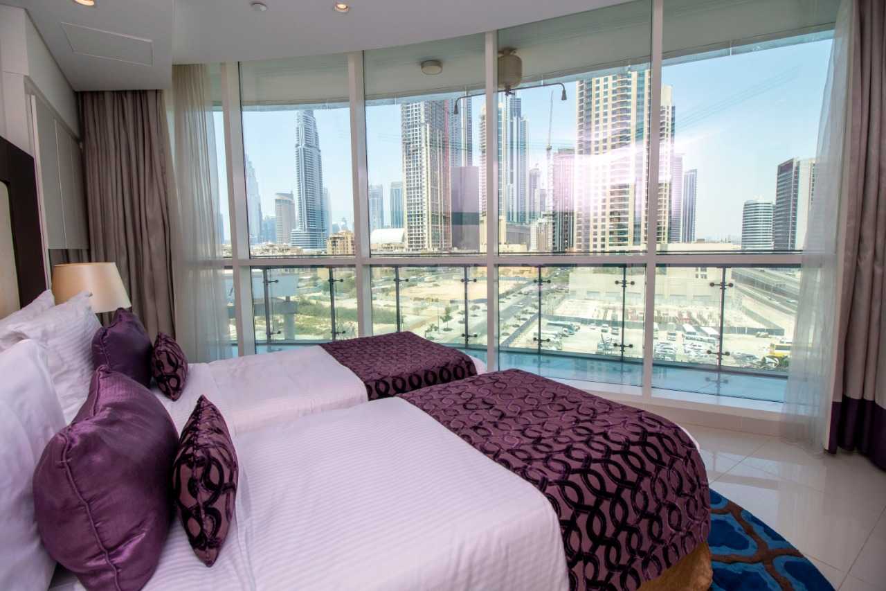 Condominium in Dubai, Dubai 10166914
