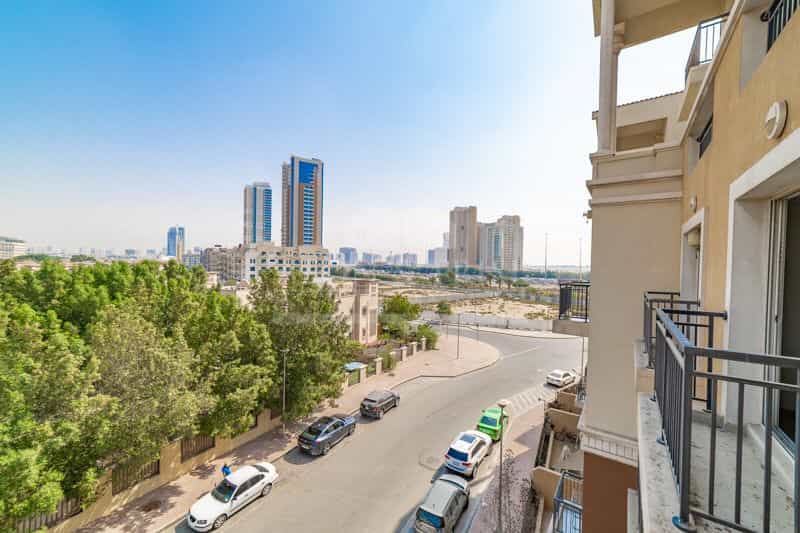 Condominium in Dubai, Dubai 10167129