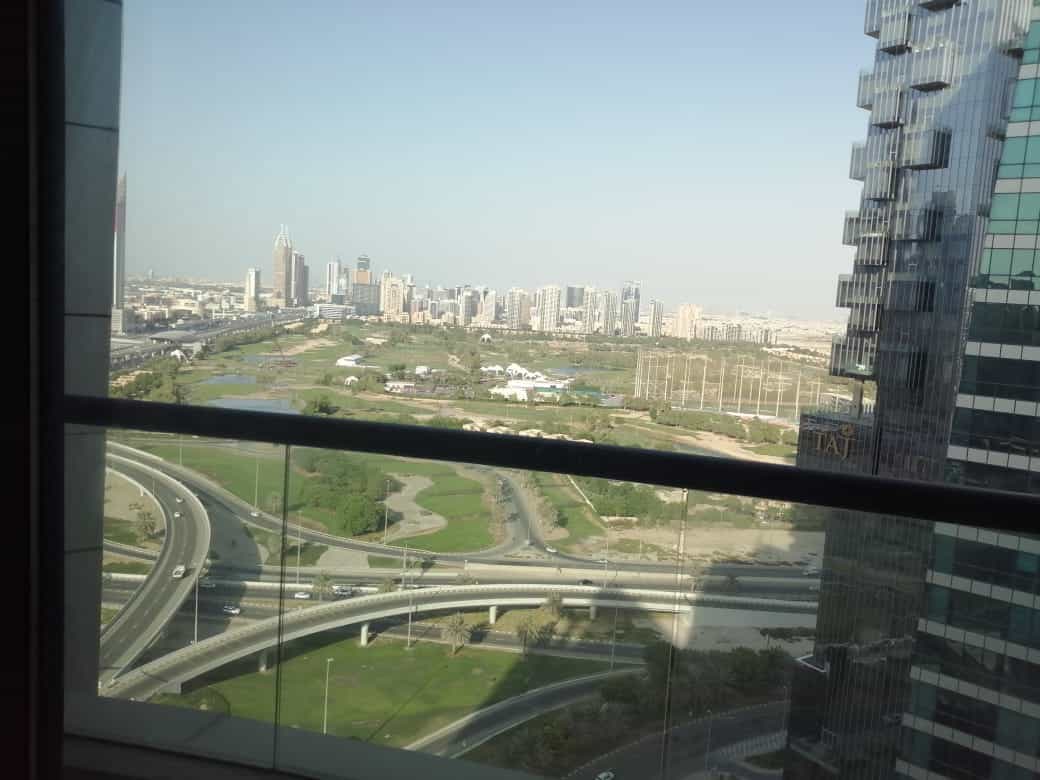 Condominium in Dubai, Dubayy 10167190