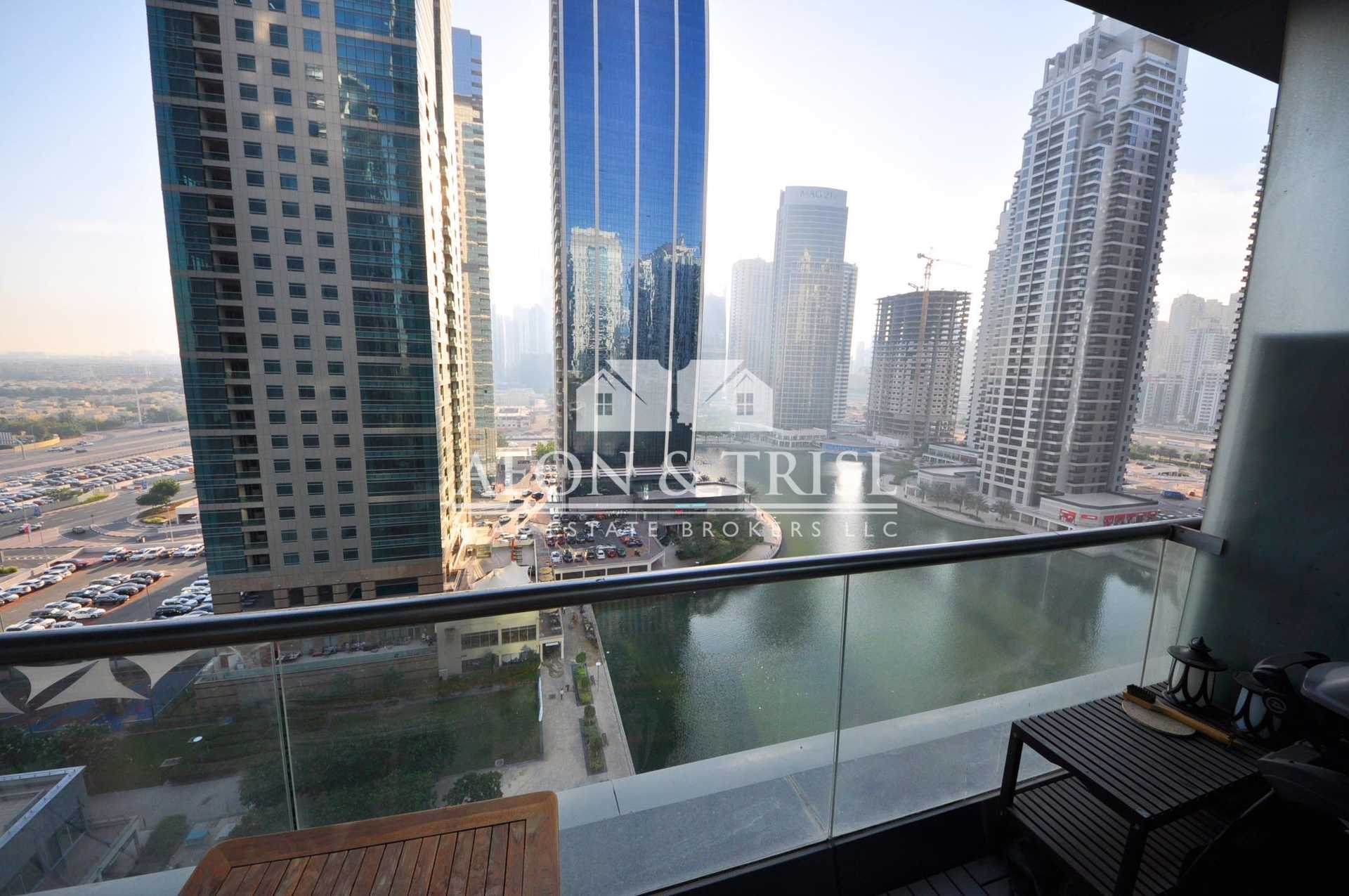 Condominium in Dubai, Dubayy 10167238