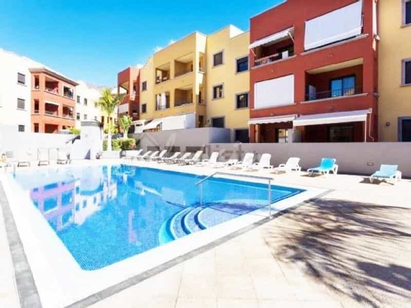 Condominium in Adeje, Canarias 10167310