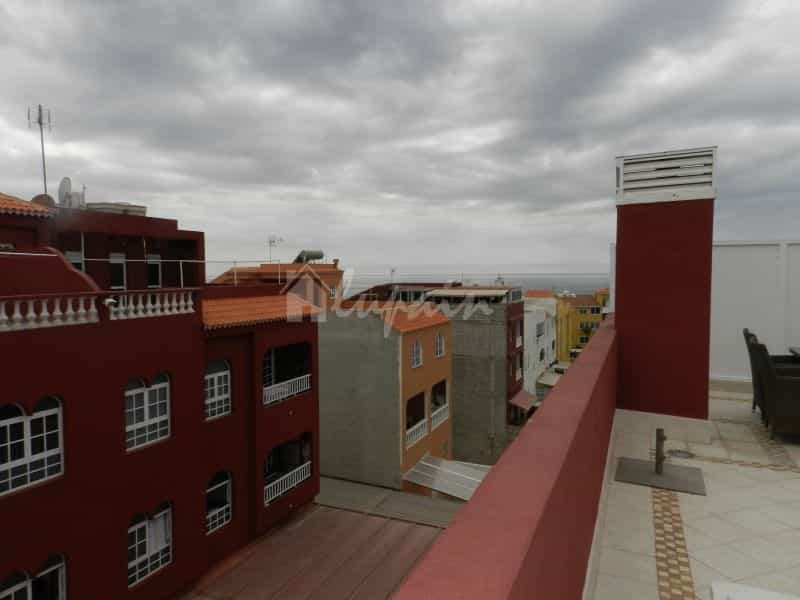 عمارات في Playa San Juan, Canarias 10167396