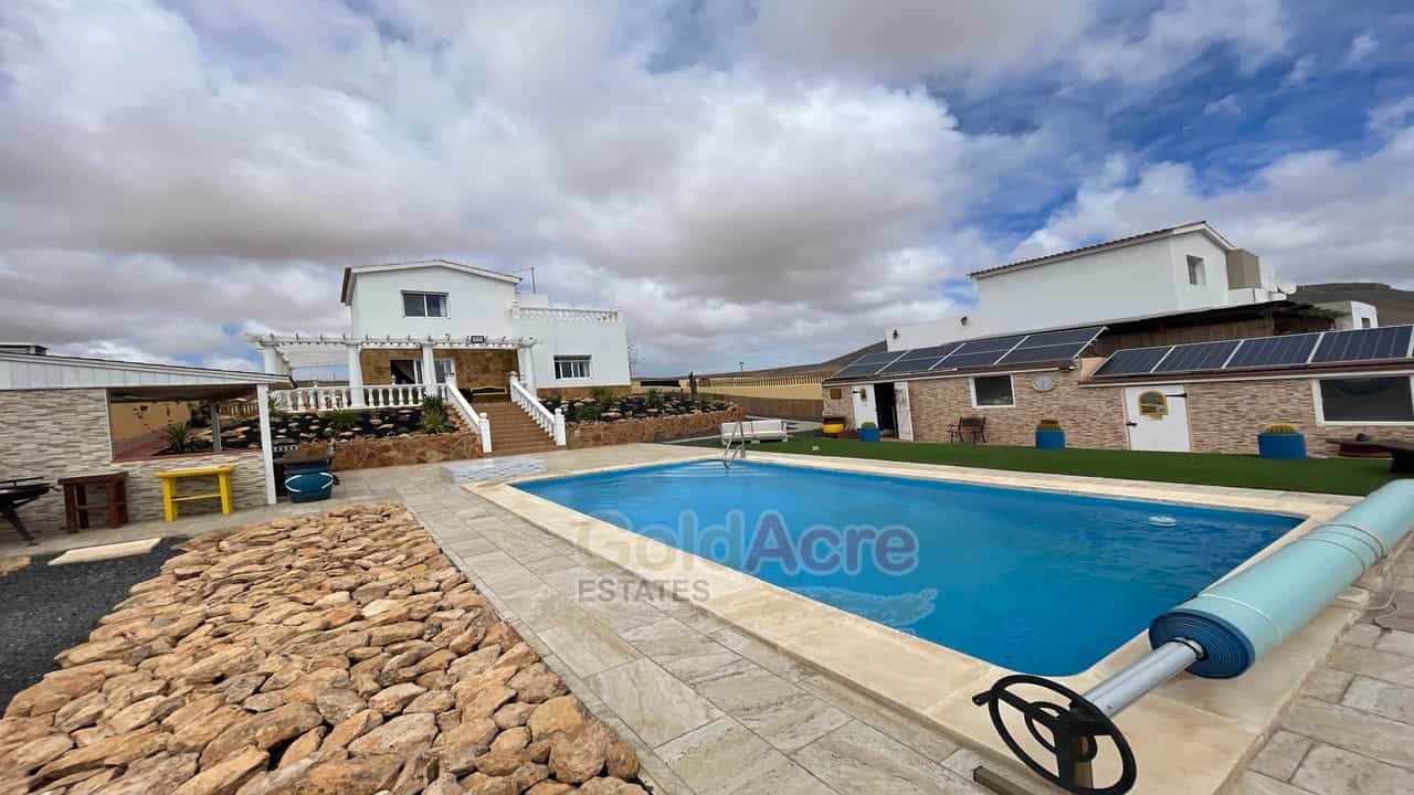 House in Betancuria, Canary Islands 10167472