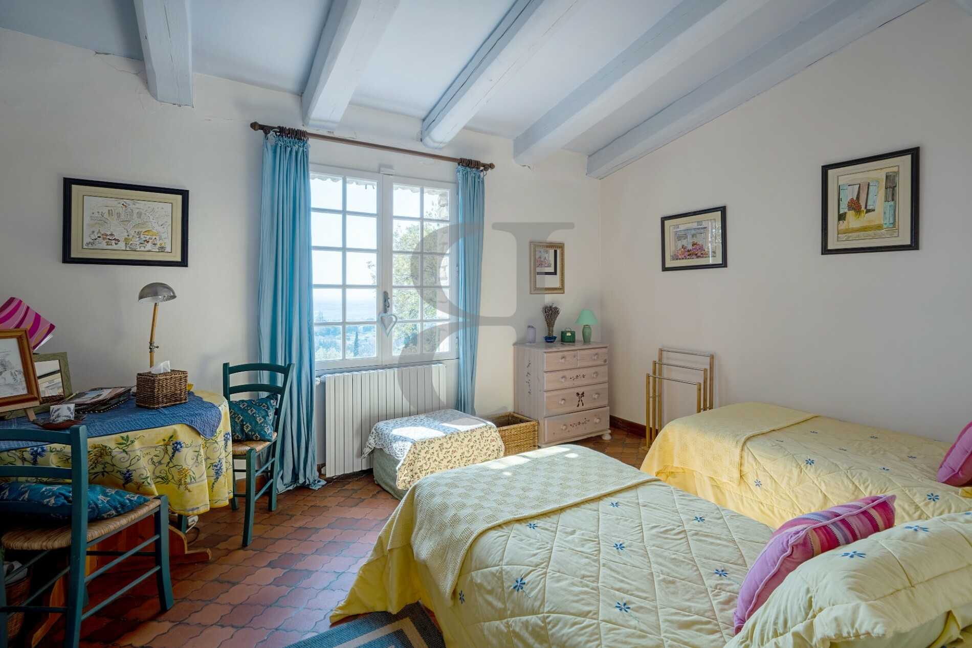 жилой дом в Vaison-la-Romaine, Provence-Alpes-Côte d'Azur 10167550