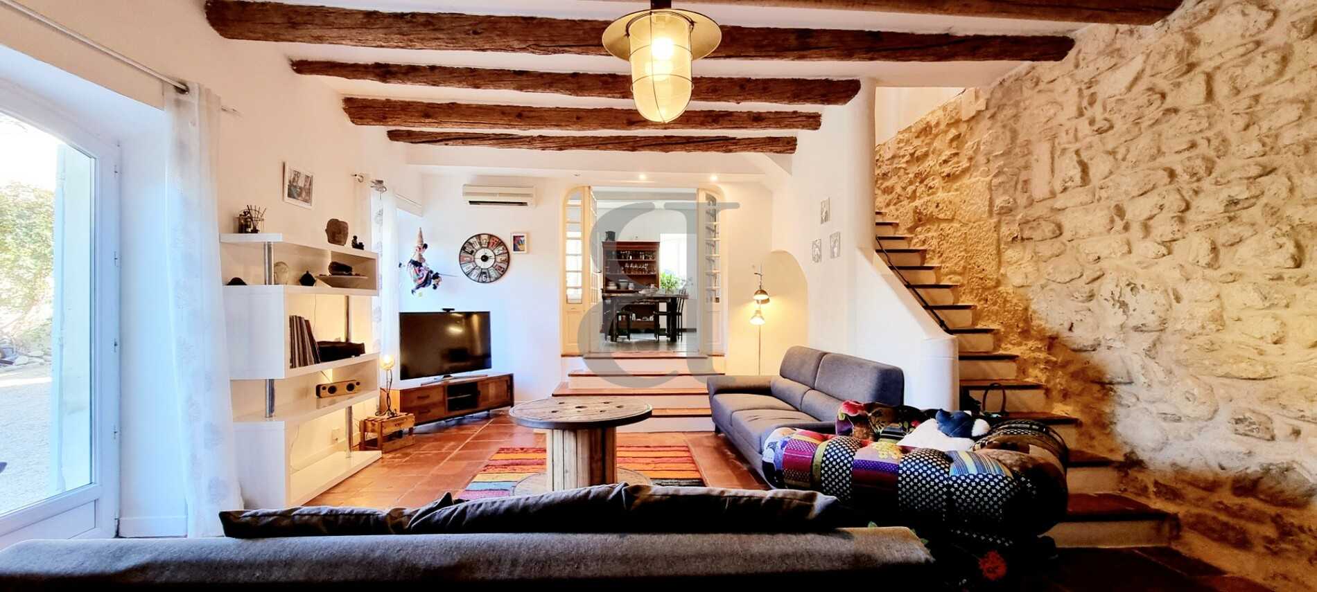 Casa nel Fontvieille, Provenza-Alpi-Costa Azzurra 10167556