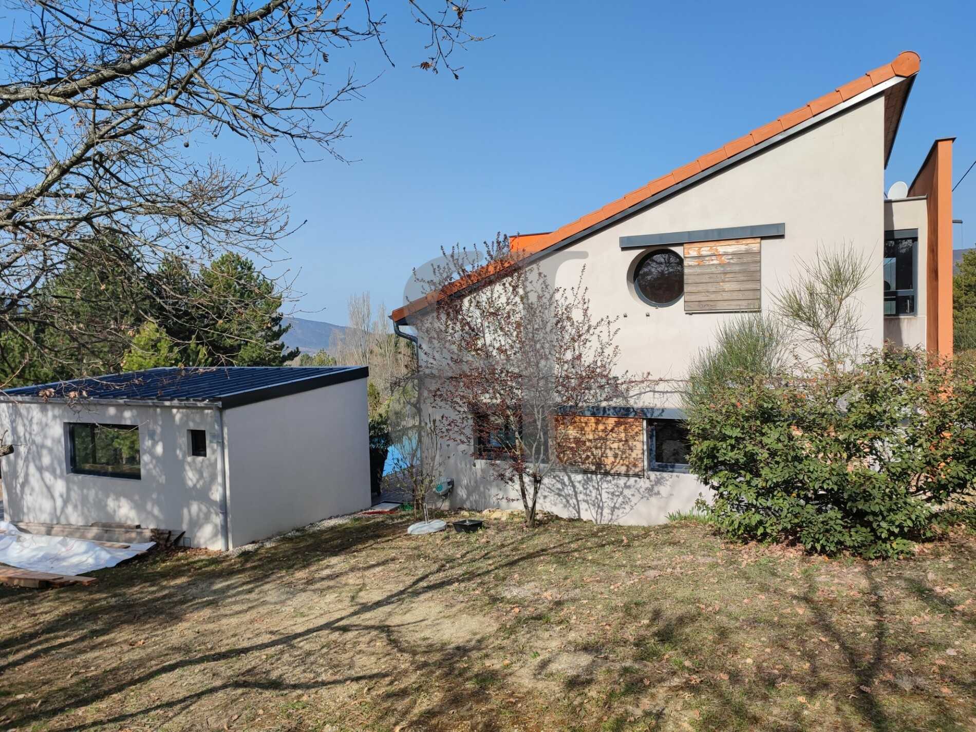 房子 在 Dieulefit, Auvergne-Rhône-Alpes 10167565