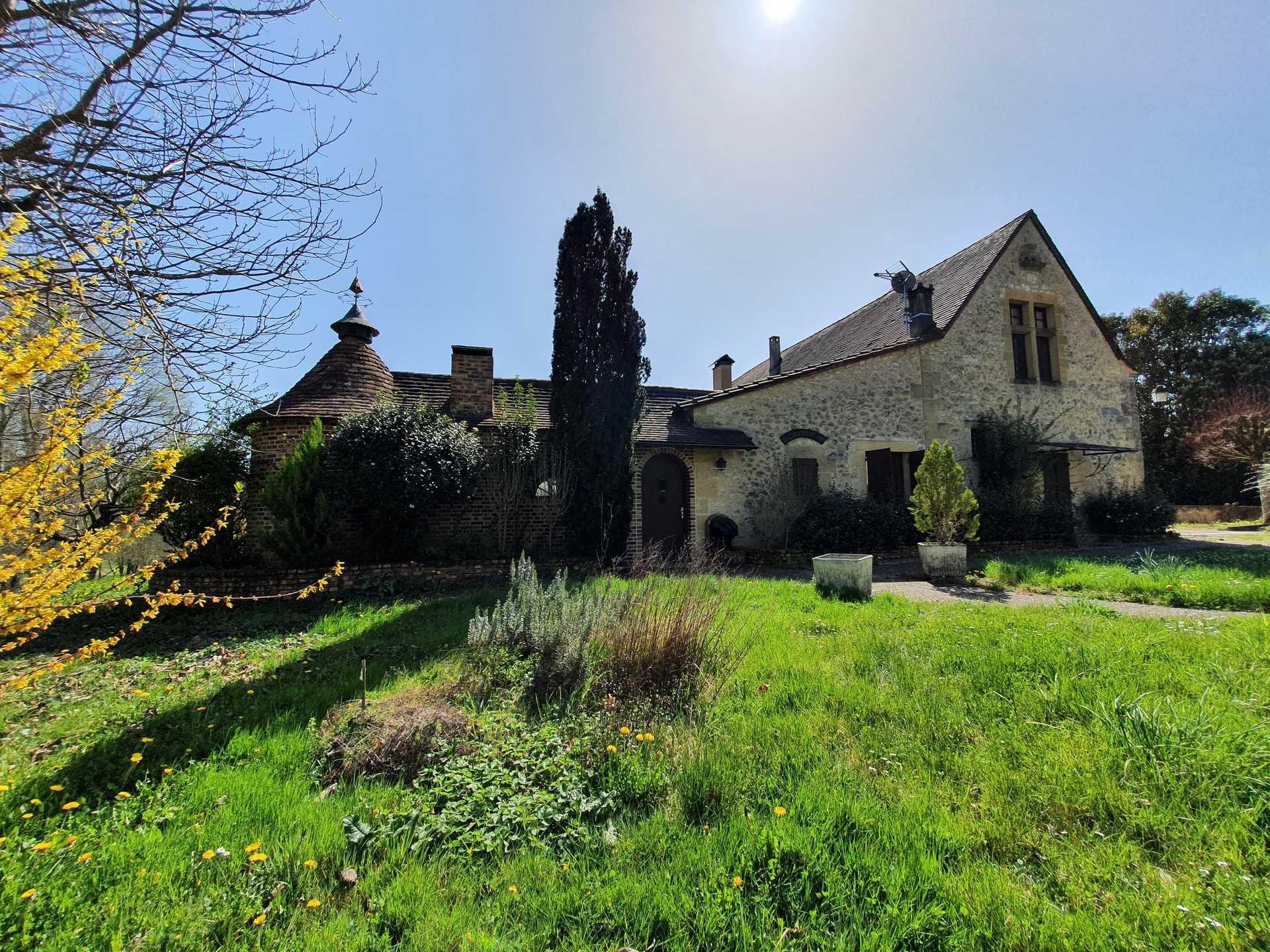 Dom w Varennes, Nouvelle-Aquitaine 10167756