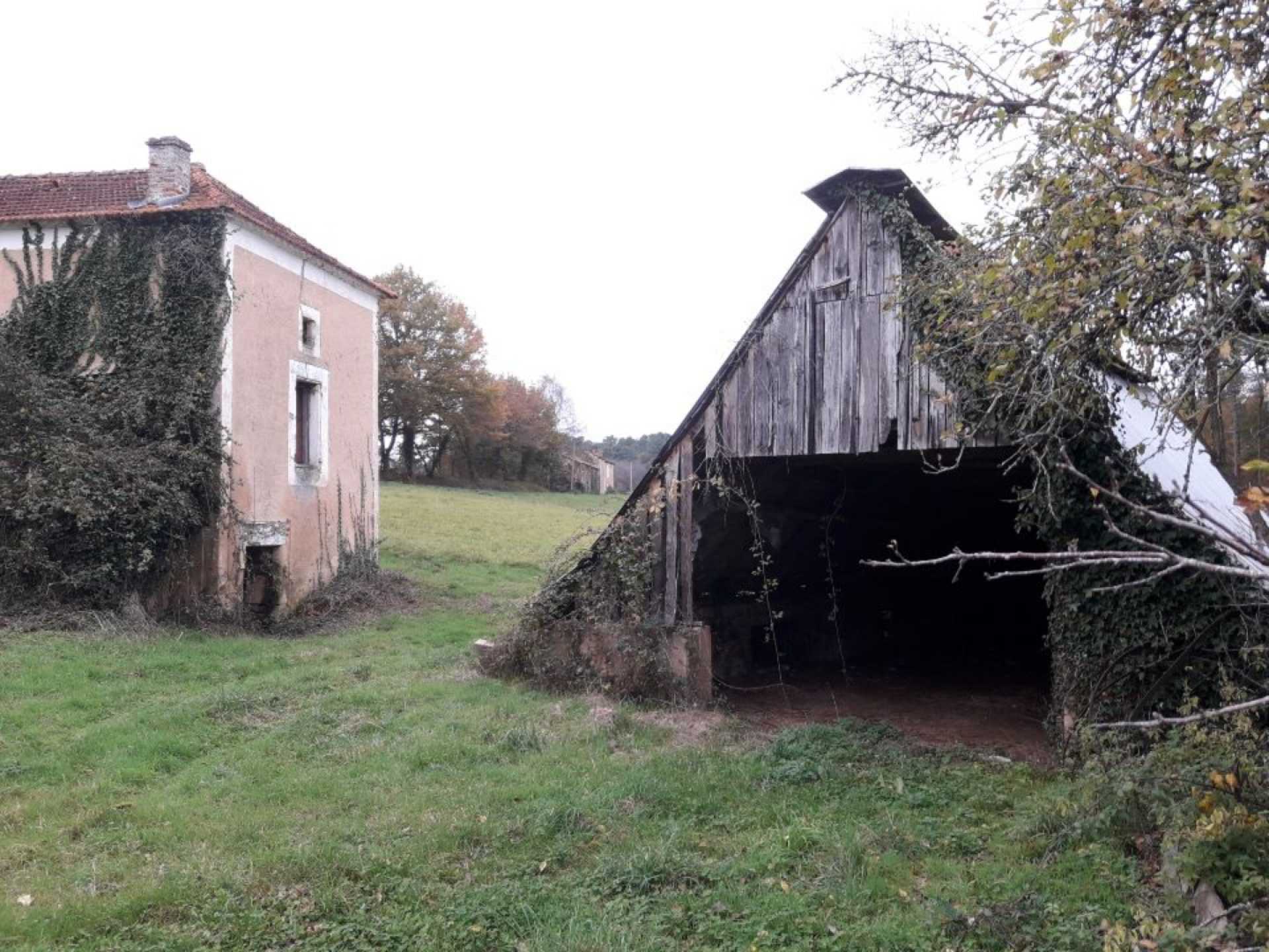 rumah dalam Saint-Cyprien, Nouvelle-Aquitaine 10167815