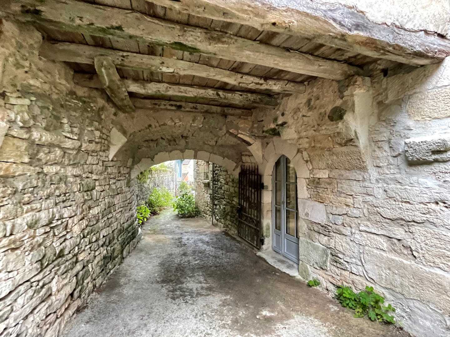 σπίτι σε Saint-Cyprien, Nouvelle-Aquitaine 10167898