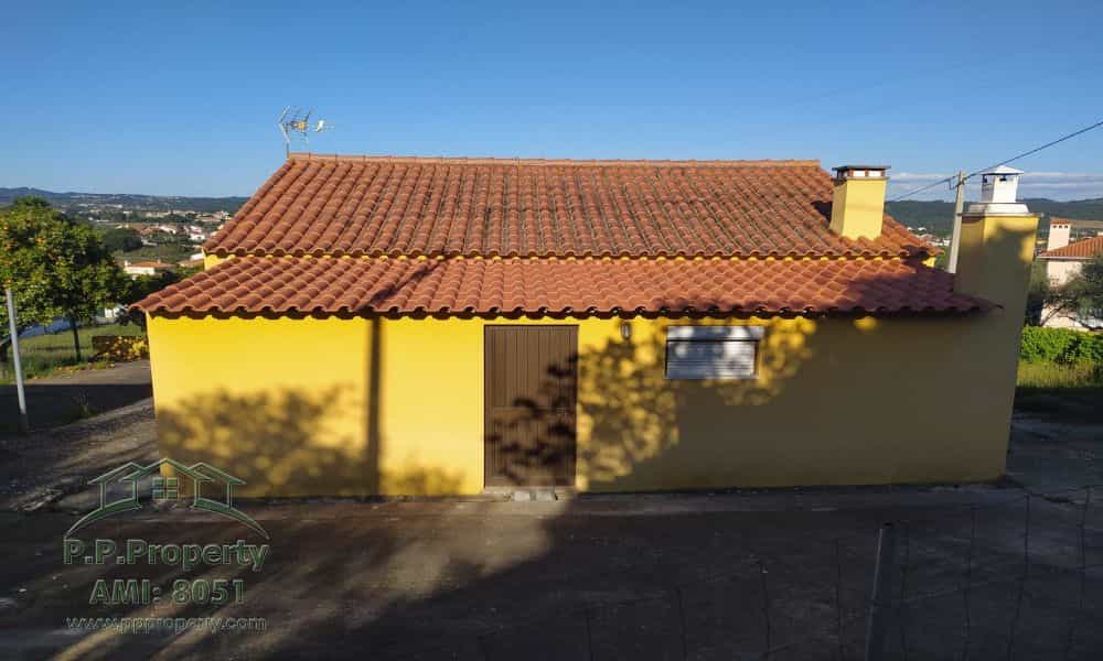 Hus i Tomar, Santarém District 10167966