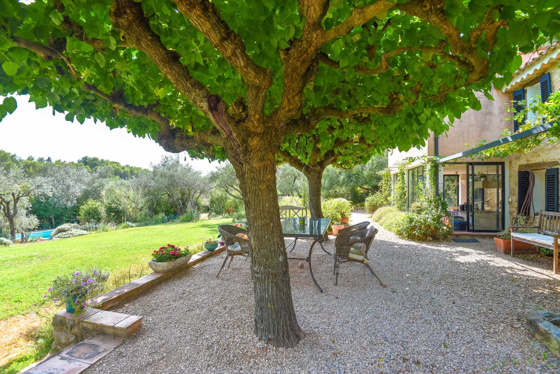 casa en Flayosc, Provence-Alpes-Cote d'Azur 10168036