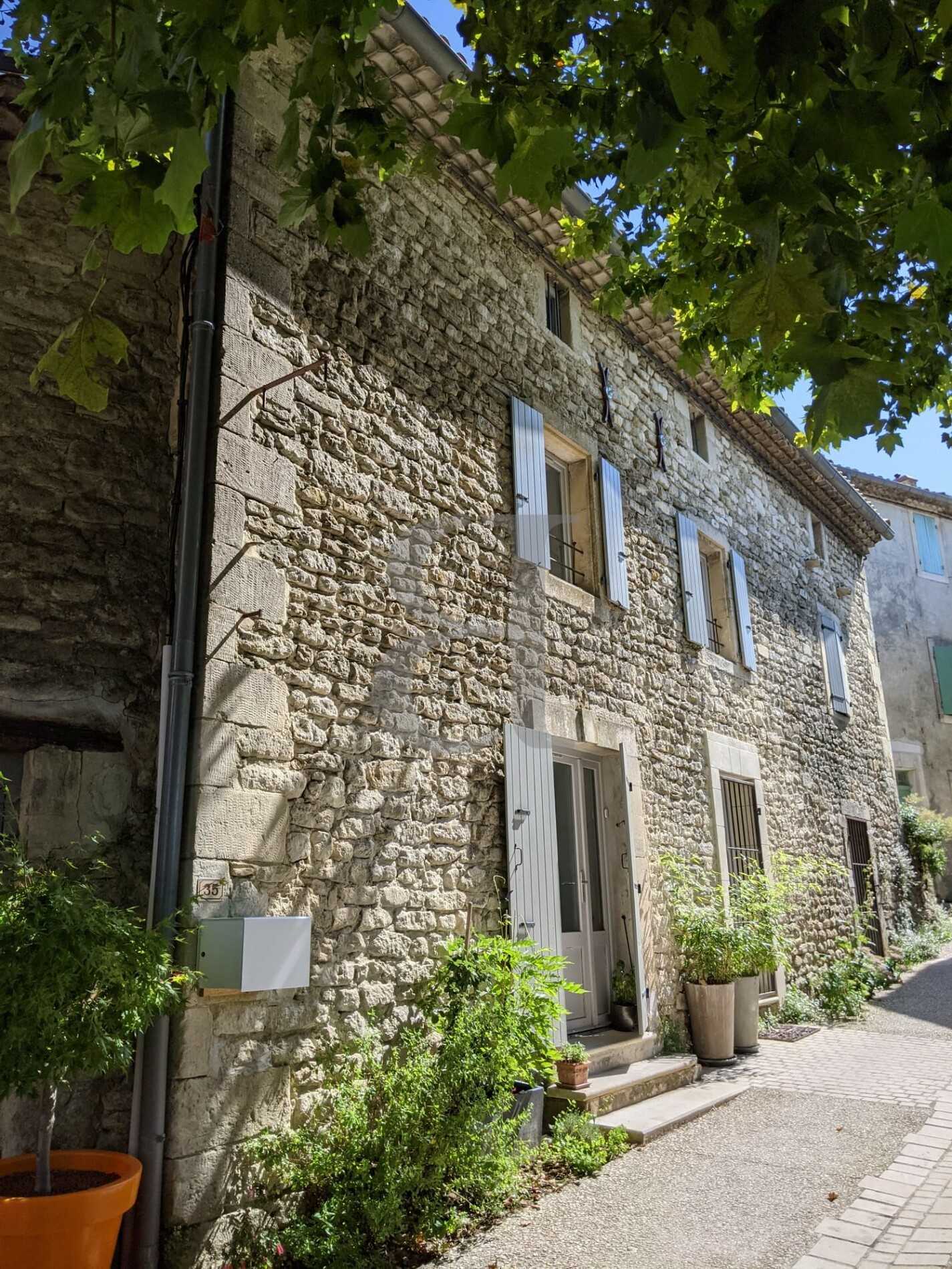 rumah dalam Grignan, Auvergne-Rhone-Alpes 10168092