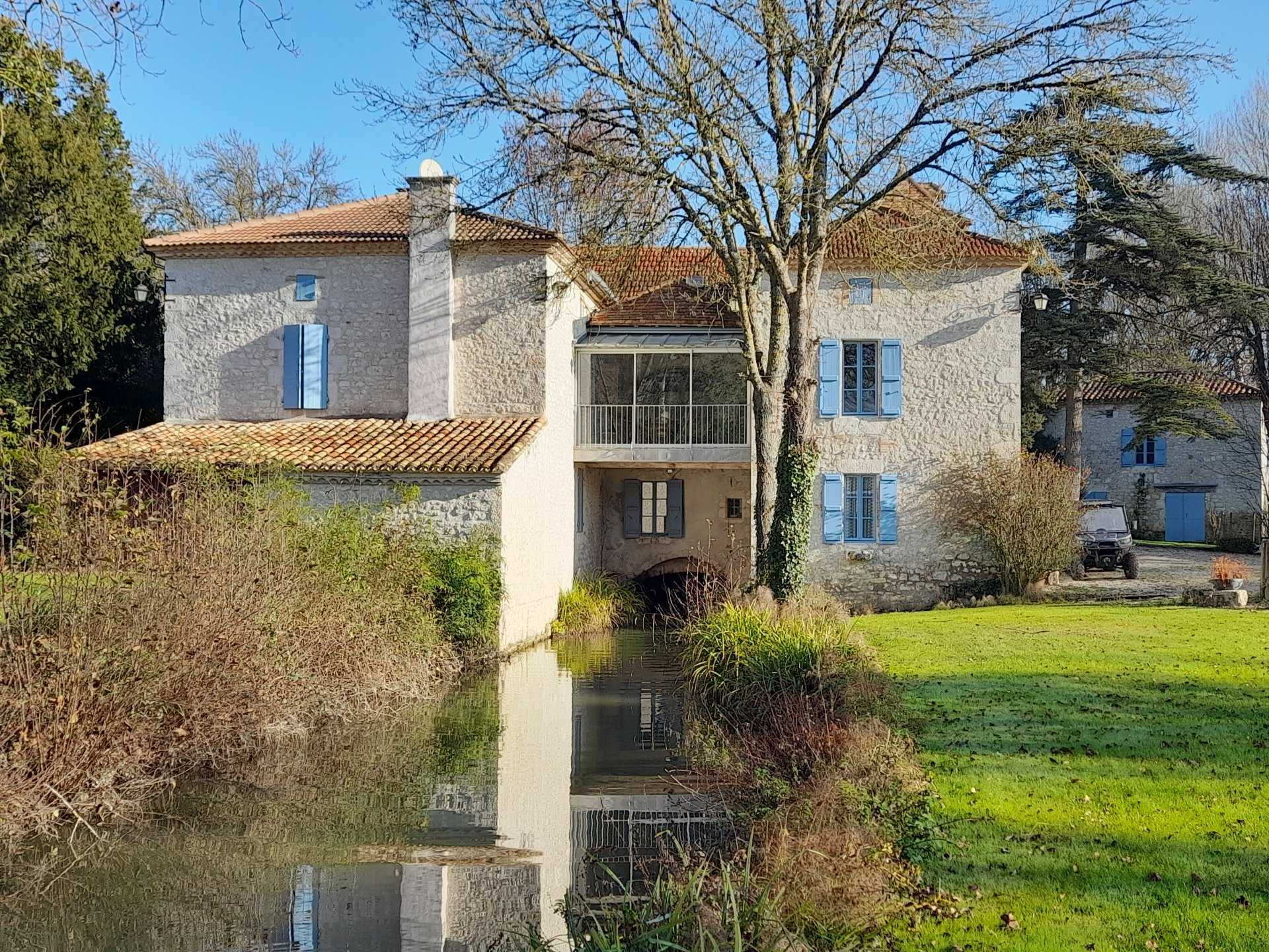 Other in Beauville, Nouvelle-Aquitaine 10168134