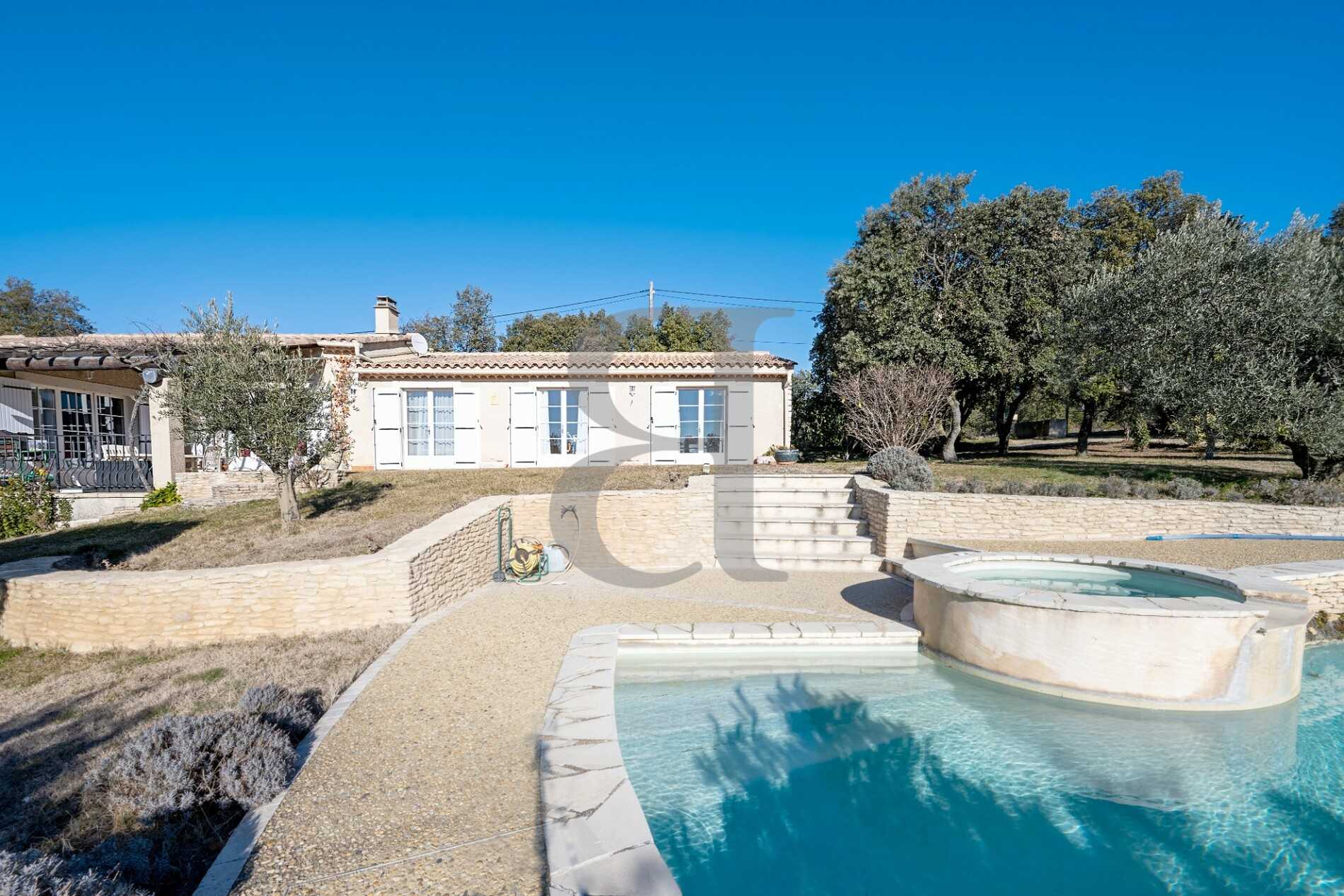 Будинок в Pernes-les-Fontaines, Provence-Alpes-Côte d'Azur 10168153