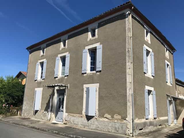 House in Castillonnes, Nouvelle-Aquitaine 10168205