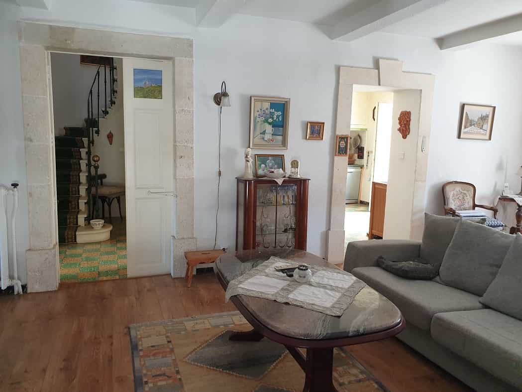 بيت في Béziers, Occitanie 10168282