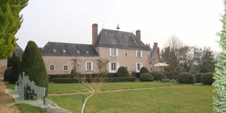 Talo sisään Tours, Centre-Val de Loire 10168294