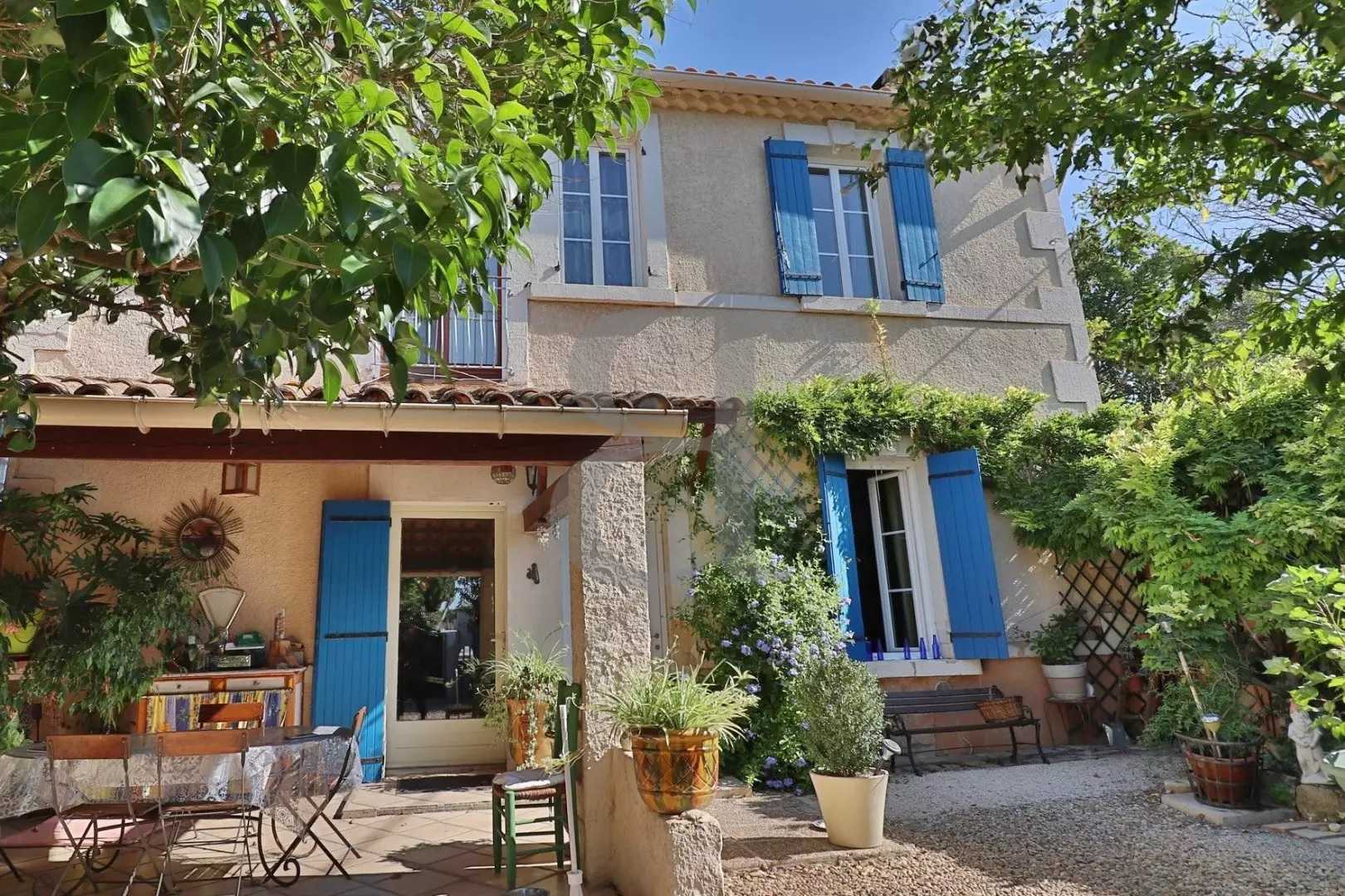 casa no Saint-Rémy-de-Provence, Provença-Alpes-Costa Azul 10168370