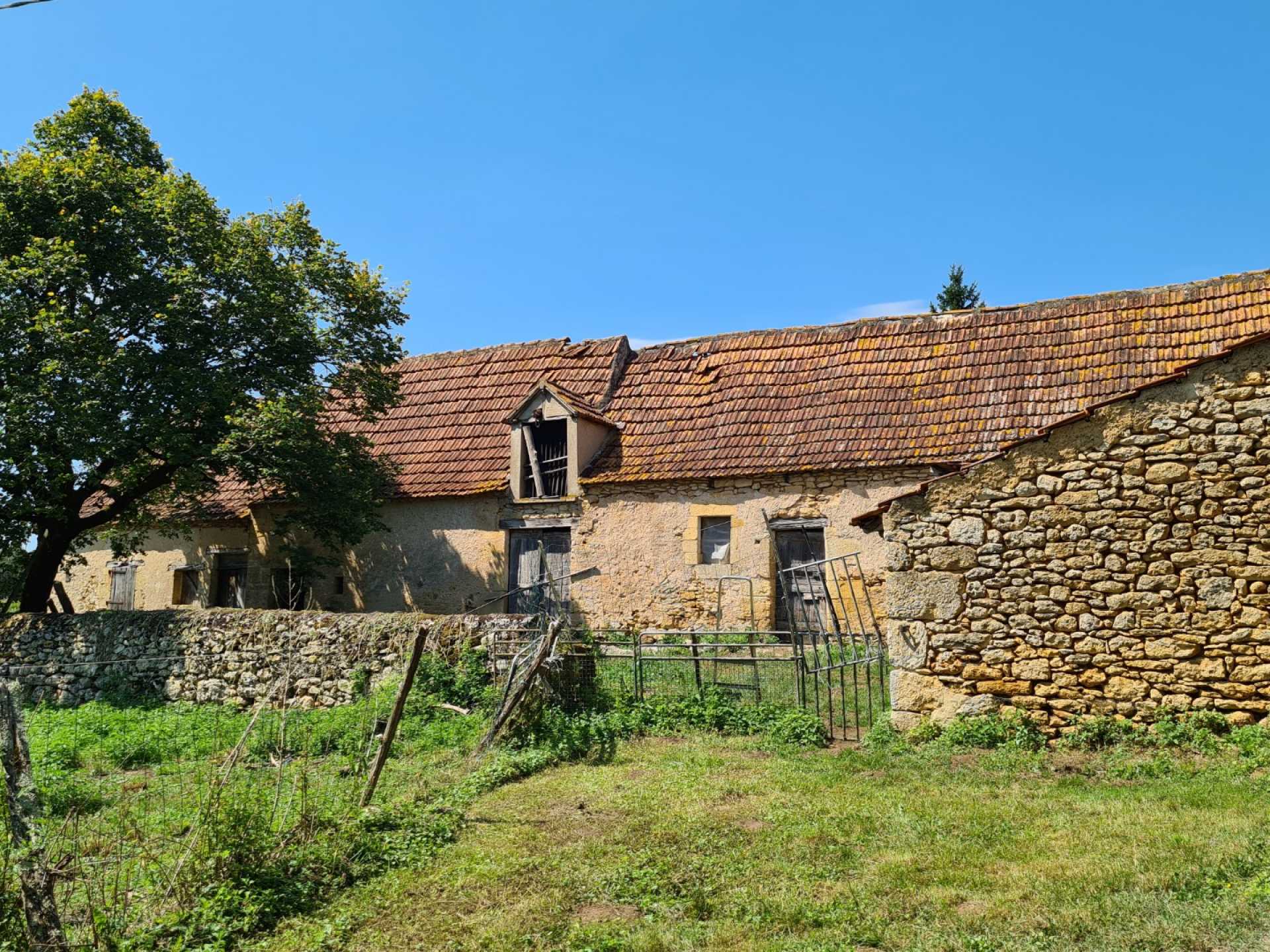 Hus i Saint-Cyprien, Occitanie 10168381