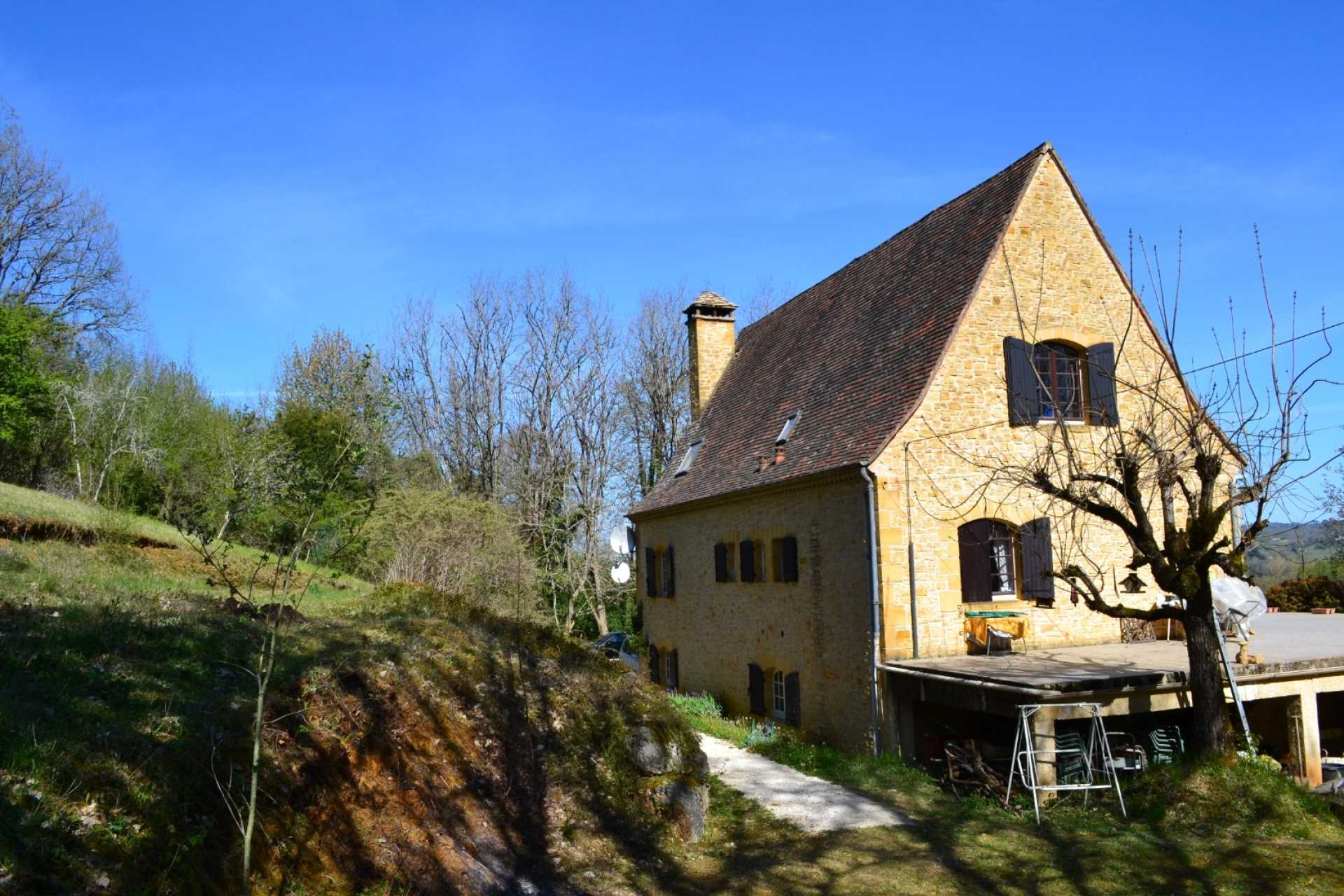Casa nel Saint-Cyprien, Nouvelle-Aquitaine 10168552