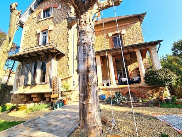 House in Cazouls-les-Beziers, Occitanie 10168642
