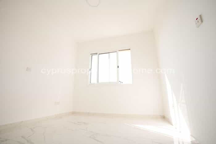 Condominio nel Kissonerga, Paphos 10168783