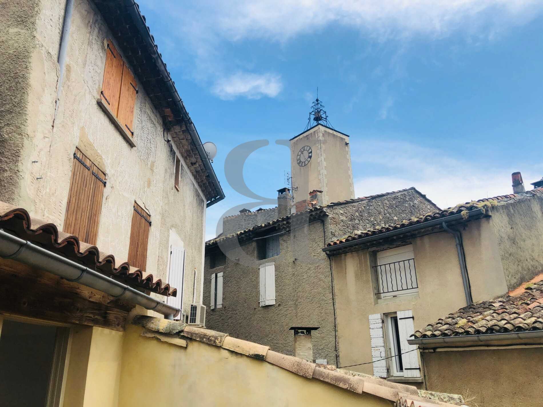 Hus i Vaison-la-Romaine, Provence-Alpes-Cote d'Azur 10169007