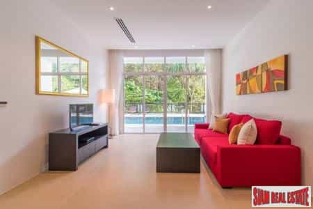 Condominium in Ban Nuea, Phuket 10169226