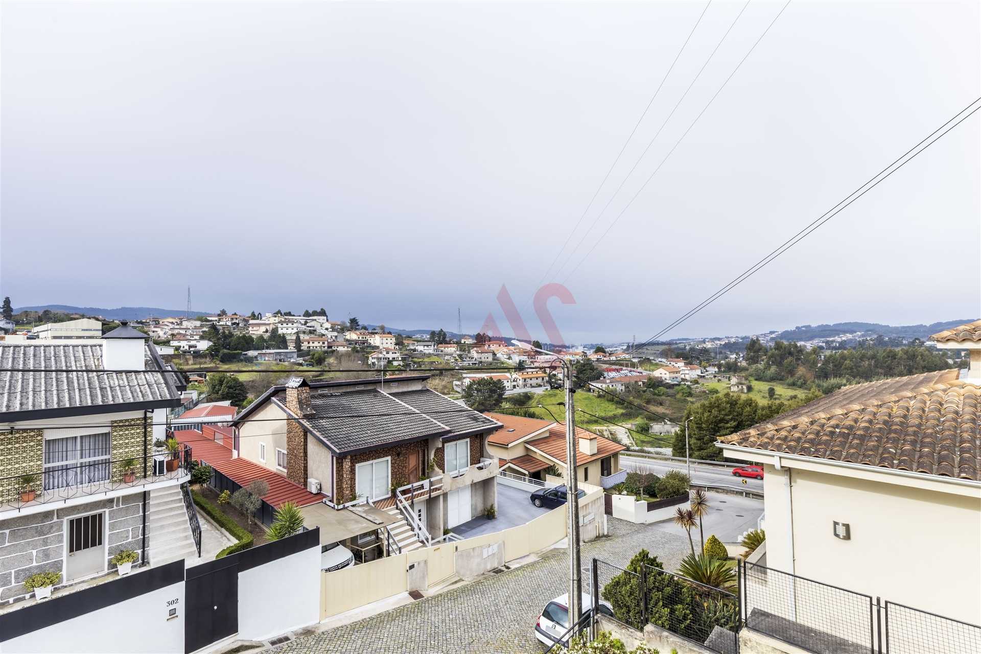 Hus i , Porto District 10169233
