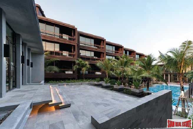 Condominium in Ban Bang Khonthi, Phuket 10169235