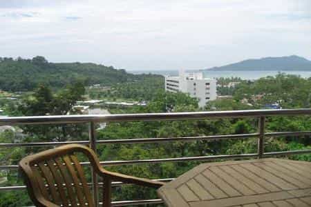 Condominium dans Ban Na-Nai, Phuket 10169244