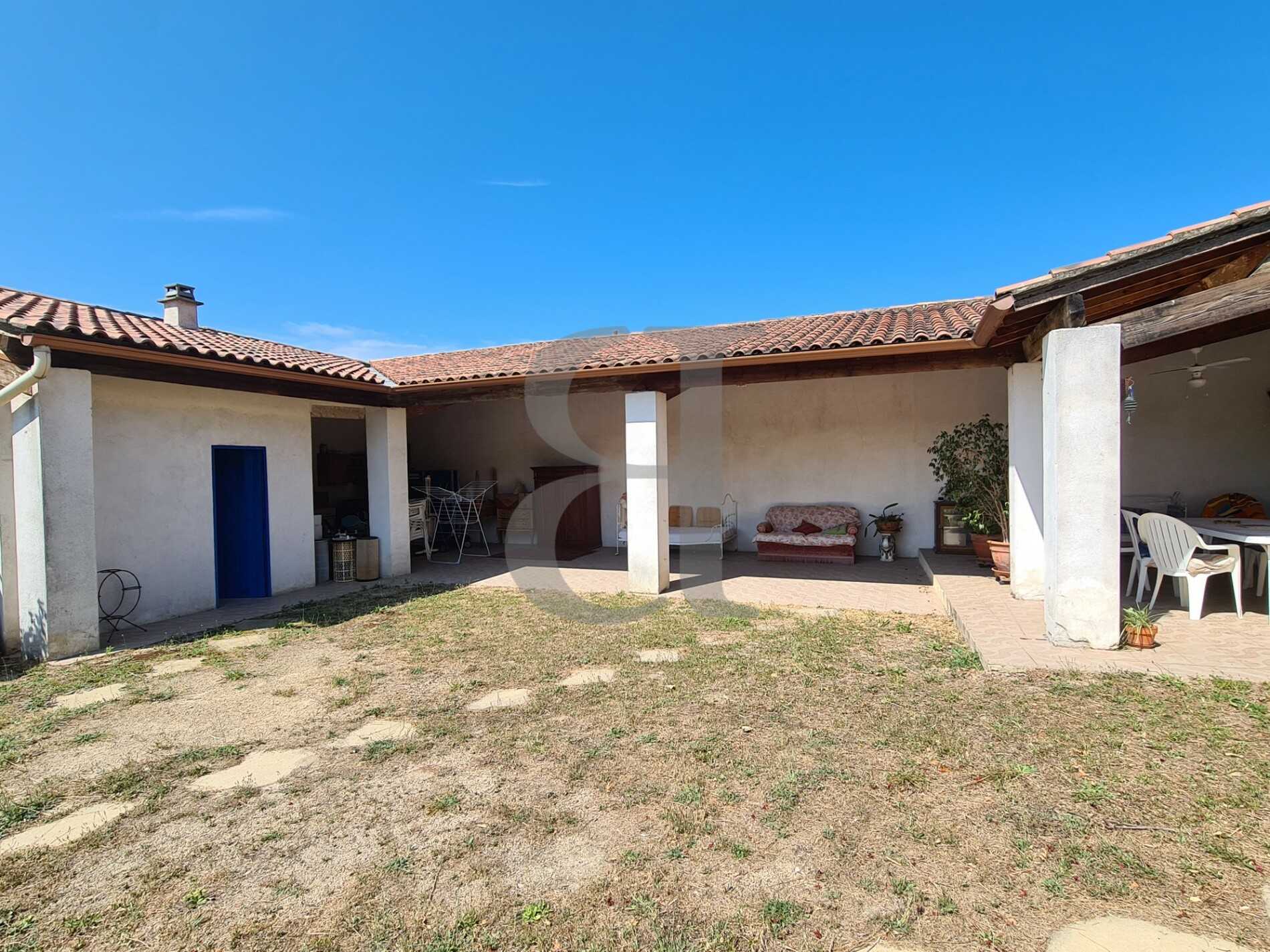 House in Visan, Provence-Alpes-Cote d'Azur 10169435